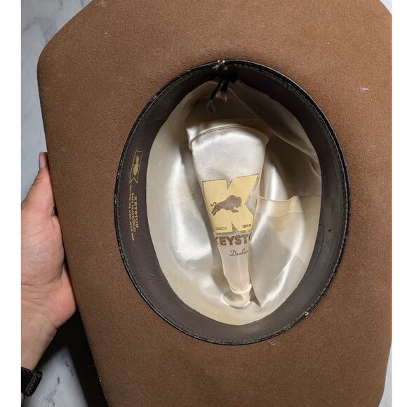 Vtg 1970s Keyston DeLuxe Brown Wool Studded Tooled Leather Band Western Hat OS - Picture 7 of 9